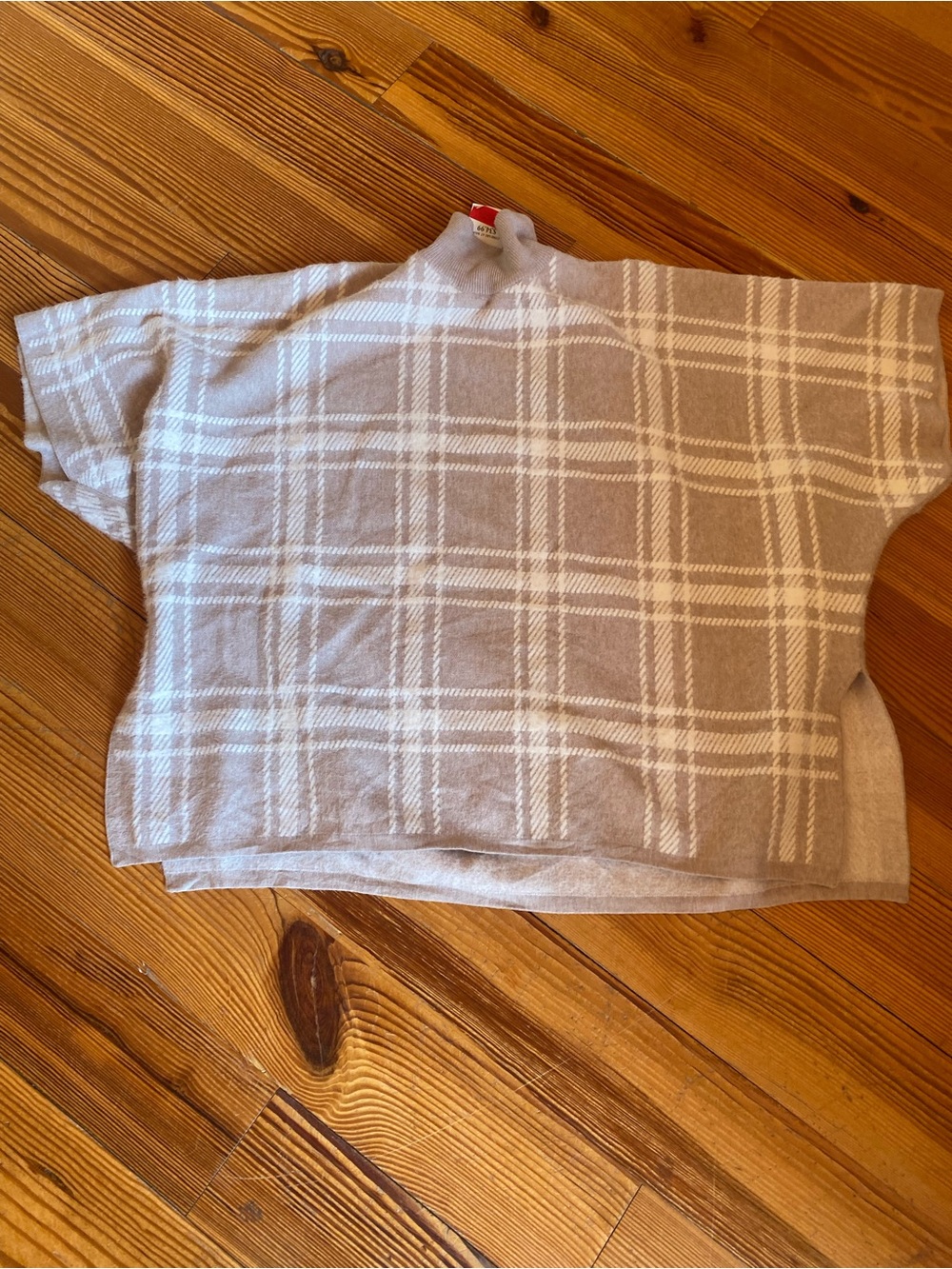 Rachel Zoe Tan & White Plaid Mock Neck Sweater Poncho One Size